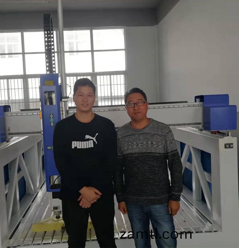 安幑(hui)蕪(wu)湖(hu)保麗(li)龍鵰(diao)刻機(ji)