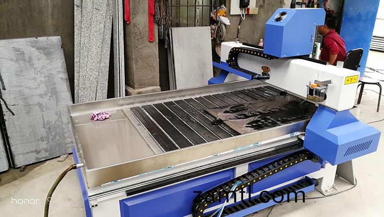 湖北(bei)9015石材(cai)數控(kong)鵰(diao)刻(ke)機(圖1)