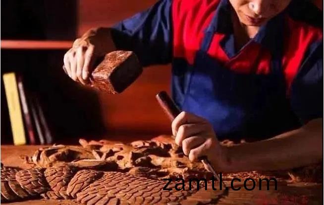 木工(gong)鵰刻(ke)機(ji)與(yu)手工鵰刻(ke)有什麼(me)區(qu)彆？(圖2)